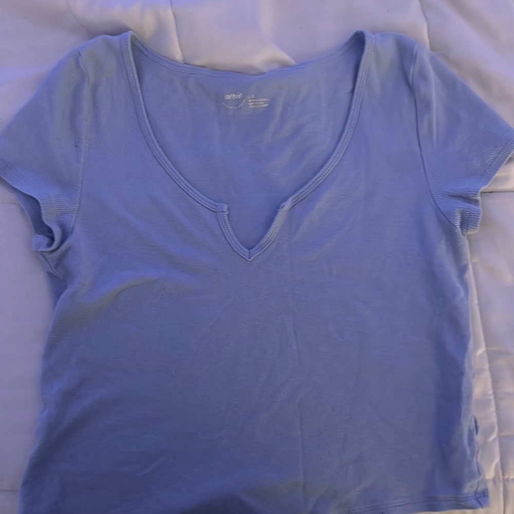 Aerie top size large